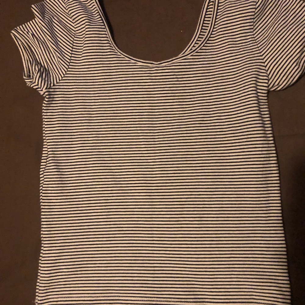 Forever 21 Black and White Fitted Ruffled Crop Top